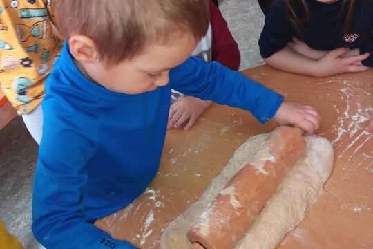 KUCHAŘÍČCI - pečeme si špaldovou veku na svačinku 1