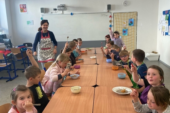 Zdravá snídaně v 1. třídě – „makové panenky“ 1