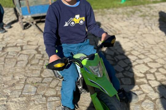 Propojení věkových skupin na farmě u Sedlářů 1