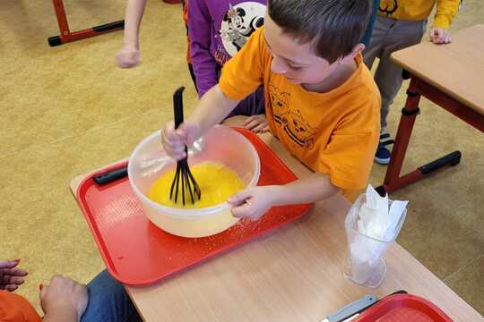 Halloweenské vaření a pečení v 1. a 2. ročníku 1