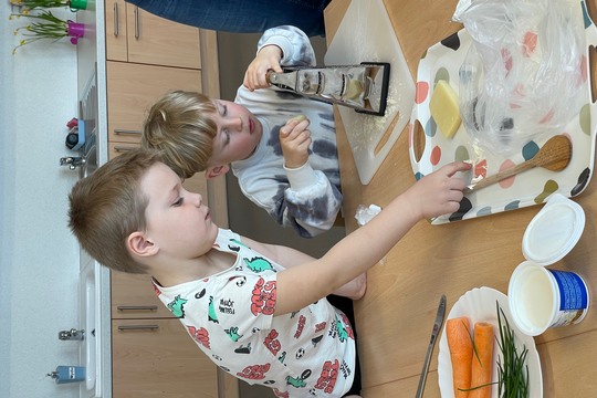 Pomazánky z rukou dětí 1