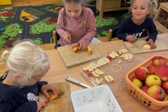 Výroba křížal - Sovičky 1