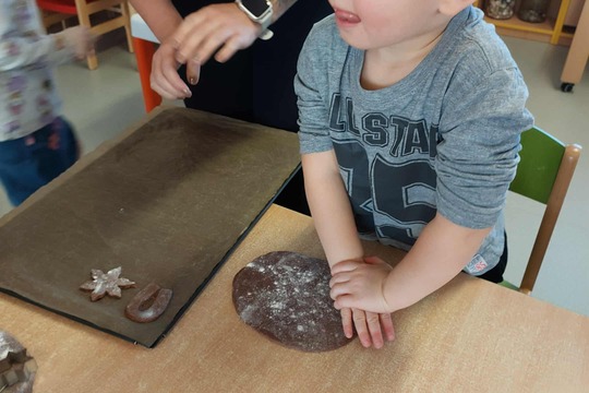 Příprava perníčků a žitných placek 1