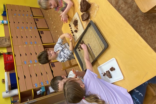 Příprava vánočního cukroví - Sluníčka 1