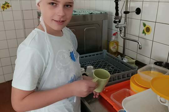 Brigádníci v kuchyni  1