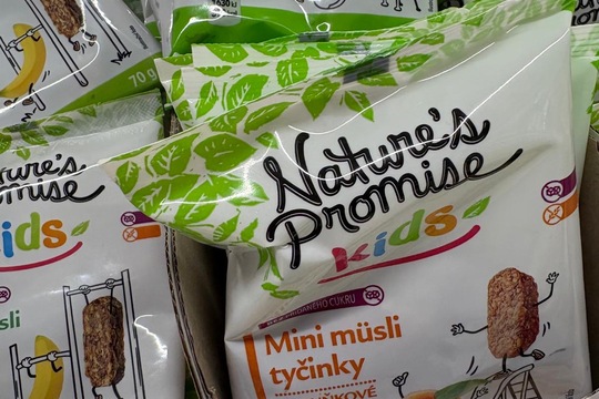 Děti si svačinu kupují 1