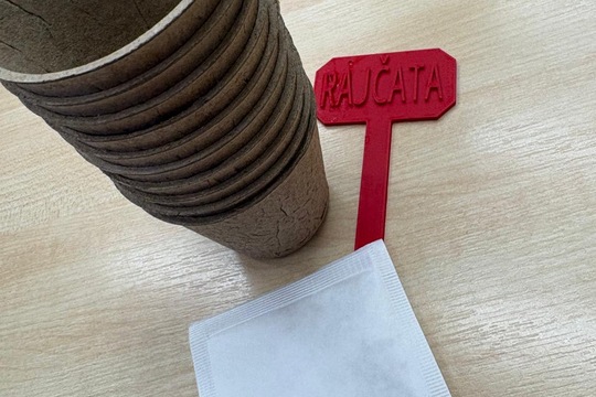 Bylinky a rajčátka od kamarádů Bylinky a rajčátka od kamarádů 1