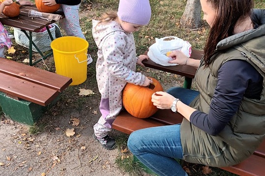 Den školní jídelny aneb Dýňohrátky ve Věkoších 2 1