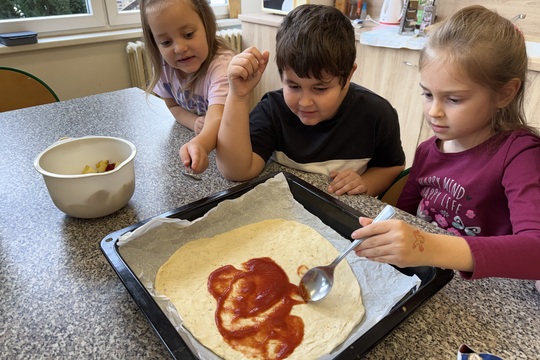 Zdravé vaření v přípravné třídě: Jednoduchá a chutná mini pizza 1