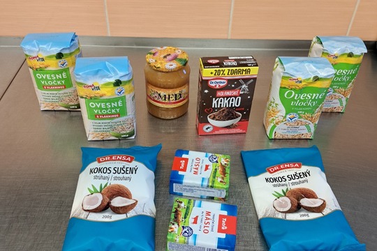 DOMÁCÍ KŘUPAVÁ GRANOLA 1