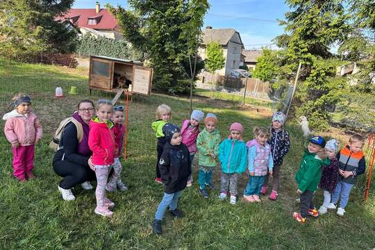 Propojení věkových skupin na farmě u Sedlářů 1
