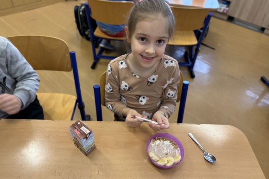 Mléko do škol v praxi – ochutnáváme, objevujeme, tvoříme 1