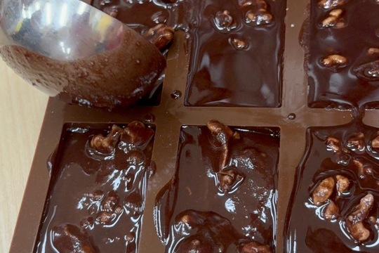 Vlastní domácí čokoláda  1