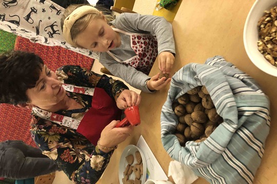 Cesta za tajemstvím babiččiny kuchyně: PODZIM co zahřeje a uzdraví Cesta za tajemstvím babiččiny kuchyně: PODZIM co zahřeje a uzdraví 1