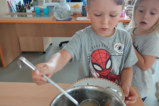 Týdenní projekt "U nás neplýtváme" 1