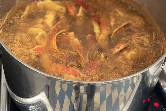 Jablečné křížaly a čaj 1