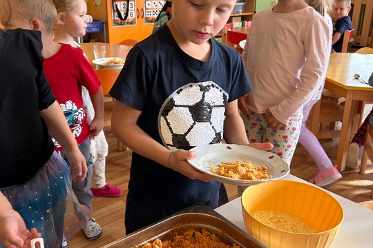 Samostatnost u oběda aneb jídlem neplýtváme 1