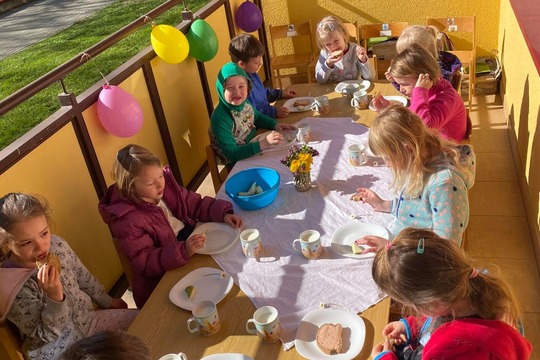 MALÍ  KUCHAŘÍCI  Z MŠ MÁNESOVA  KROMĚŘÍŽ 1