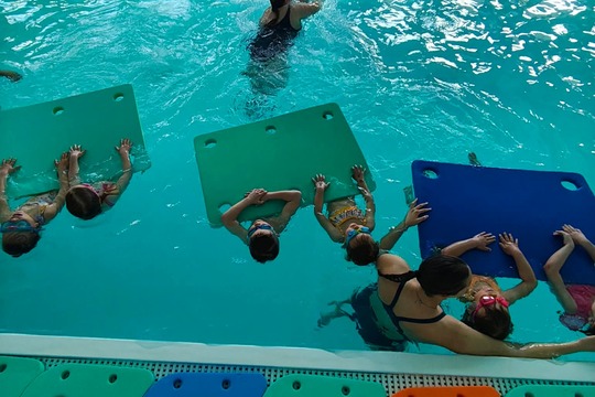 Máme za sebou 4.lekci plavání  1