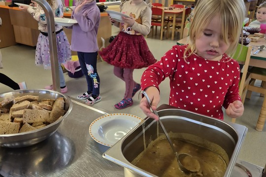 Masopust ve školce 1