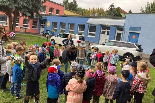 Moštujeme jablíčka 1