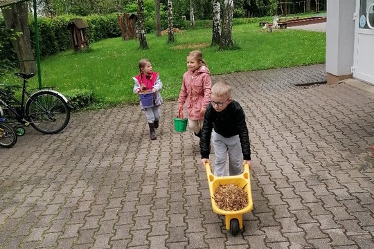 BYLINKOVÁ ZAHRÁDKA TŘÍDY SLUNÍČKO PROŠLA VELKOU ÚPRAVOU 1