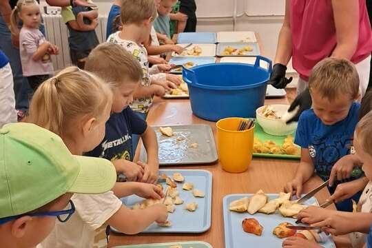 Jak se naše hrušky proměnily v povidla Jak se naše hrušky proměnily v povidla 1