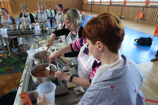 Praktický seminář pro kuchařky se konal v Ústí nad Orlicí díky donátorům Burzy filantropie a dalším sponzorům! 1
