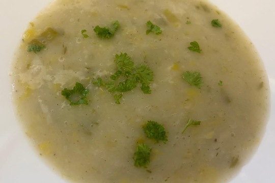 Polévka jako součást oběda Polévka jako součást oběda 1