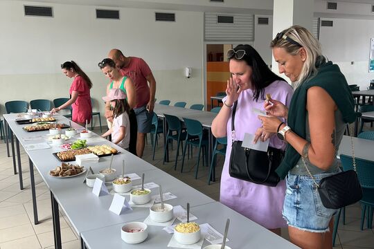 Pomazánková slavnost plná chutí a šikovných rukou Pomazánková slavnost plná chutí a šikovných rukou 1