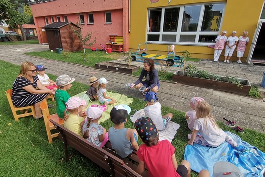 MINI BARMANSKÝ KURZ V MŠ HRADEC NAD MORAVICI  1