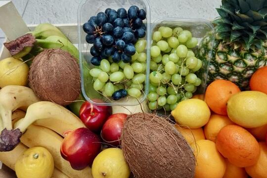 I v novém roce máme spoustu ovoce, zeleniny a hlavně jíme esteticky 1
