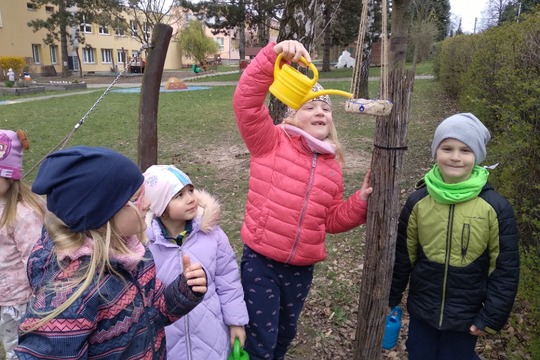 Jarní práce na zahrádce v plném proudu 1