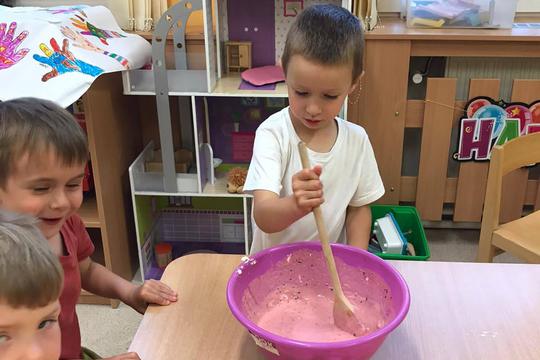 Chefs in Training - Berry Mousse Tort 1