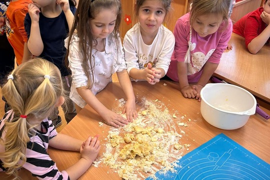 Vánoční pečení 1