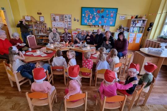 Ježečci z MŠ Soběchleby - Rozdáváme radost 1