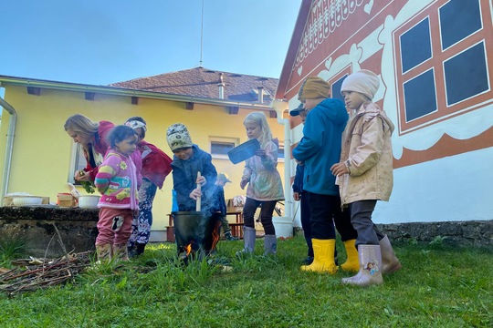 Jak jsme s Človíčkem vařili zeleninovou polévku Jak jsme s Človíčkem vařili zeleninovou polévku 1