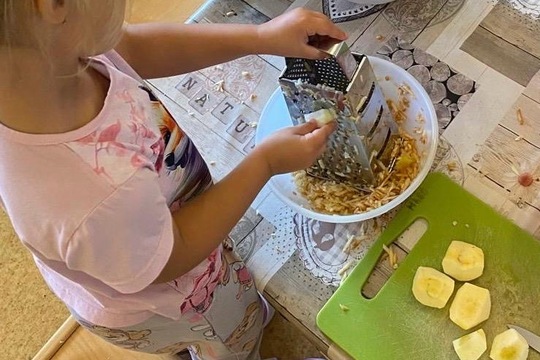 Od jablíčka az ke štrúdlu Od jablíčka az ke štrúdlu 1