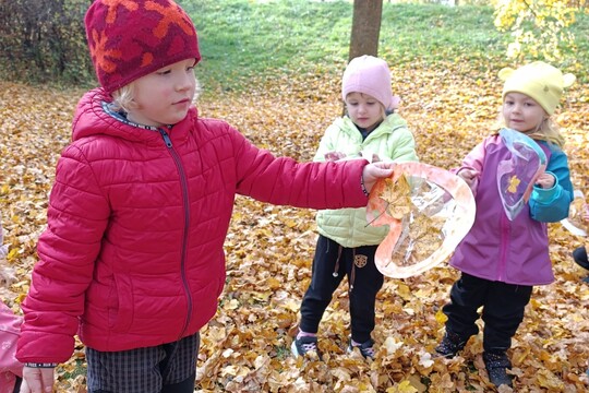 PODZIM KOLEM NÁS PODZIM KOLEM NÁS 1