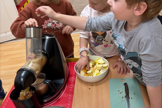 Podzimní vitamínová svačinka Podzimní vitamínová svačinka 1