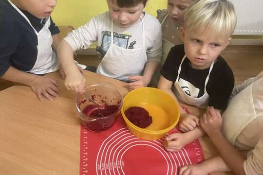 Pomazánka s červené řepy Pomazánka s červené řepy 1