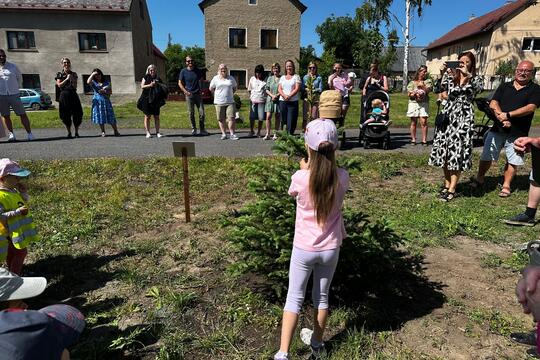 MŠ Sluníčko Soběchleby - Slavnostní setkání - převzetí stromku 1
