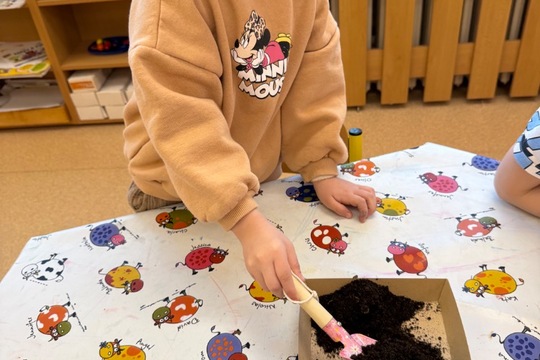 Zahradničení v třídě broučci 1