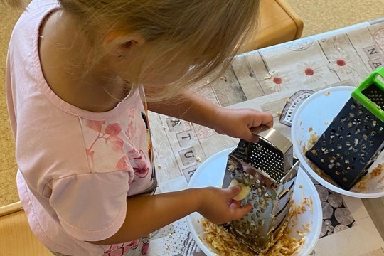 Od jablíčka az ke štrúdlu Od jablíčka az ke štrúdlu 1