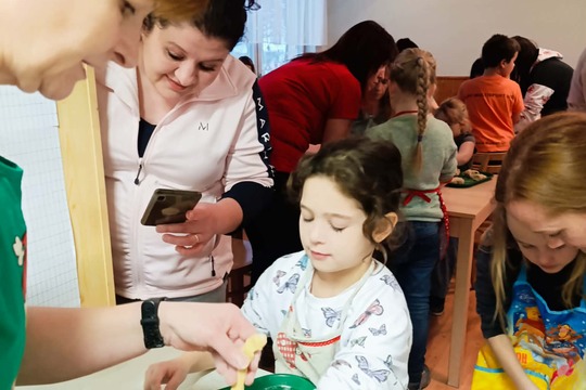 Společné pečení vánoček 1