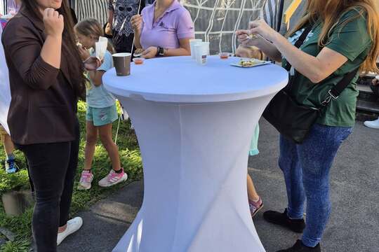 Společně vaříme a ochutnáváme Společně vaříme a ochutnáváme 1