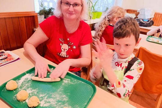 Společné pečení vánoček 1