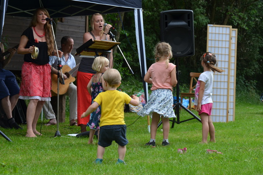 Předání bronzového certifikátu na Skaláčkovo festiválku 1