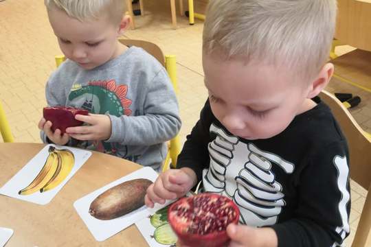 Poznáváme všemi smysly ve třídě Sluníčko - MŠ Klegova 1