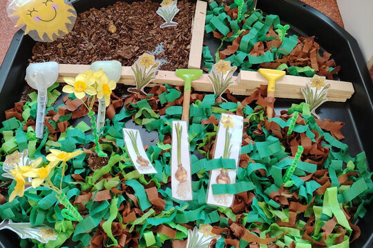 Kytičky z MŠ Kollárova - Jarní květiny 1